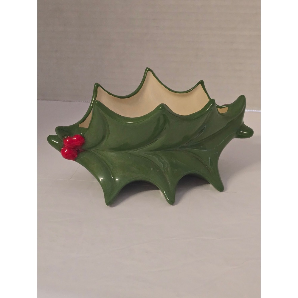 Vintage 1977 Atlantic Mold Ceramic Holly Red Berry Leaf Candy Dish Christmas